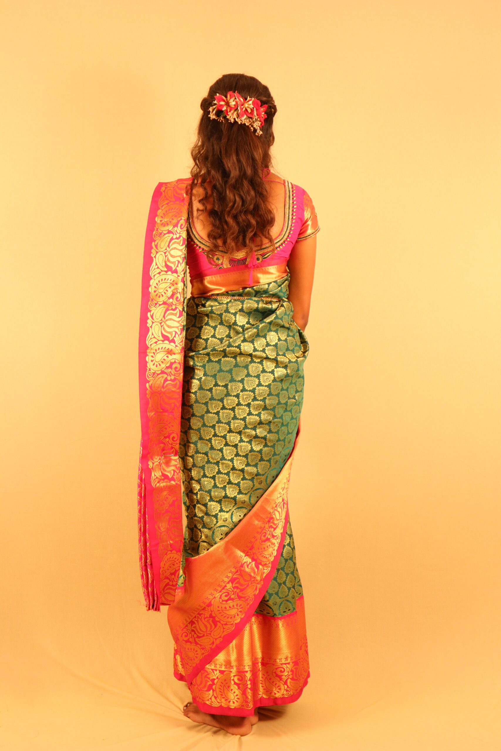 Handloom Saree Draping Style | How to Wear Silk Handloom Saree | Handloom  Saree Wearing Tutorial - YouTube